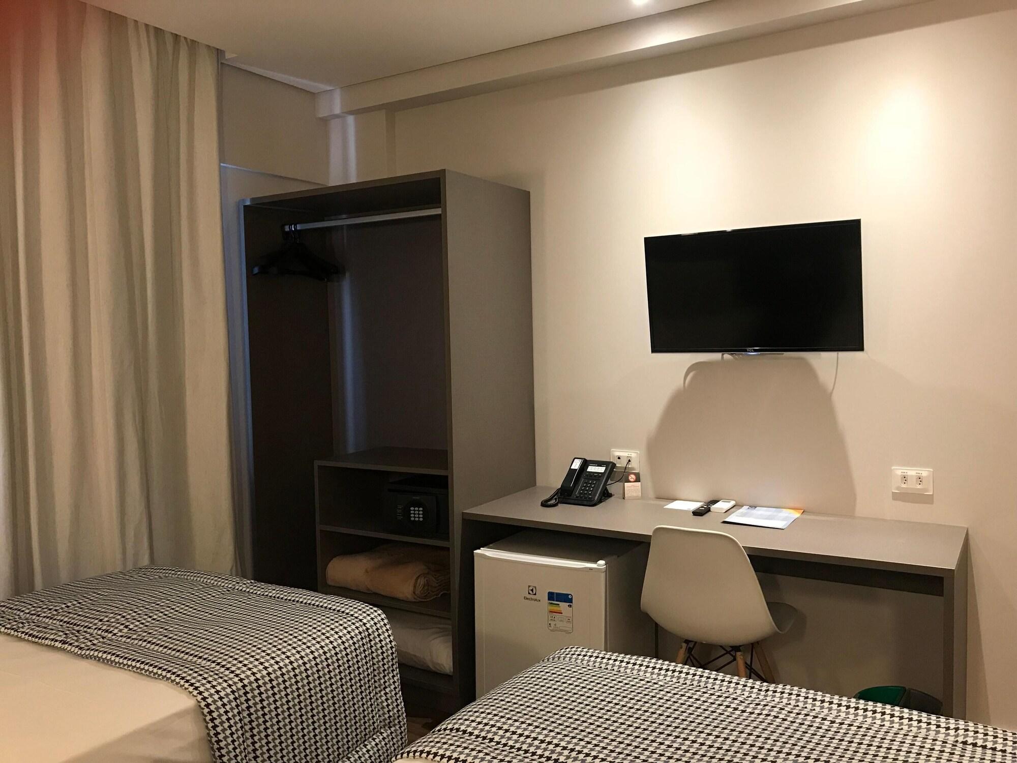 Maringa Airport Hotel Extérieur photo