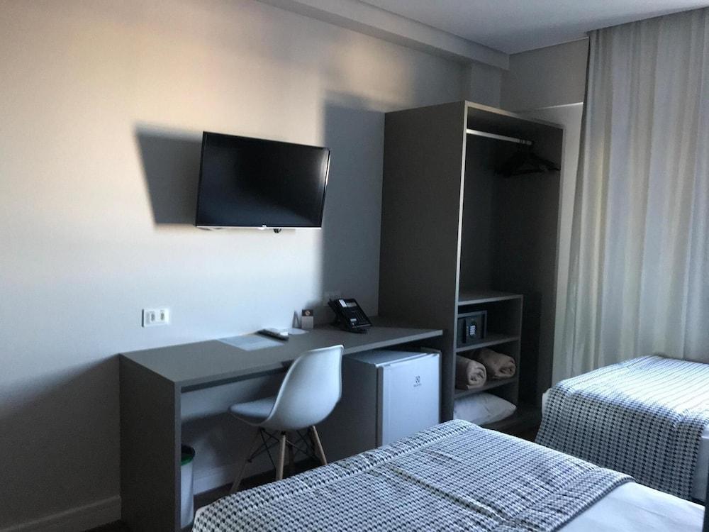 Maringa Airport Hotel Extérieur photo